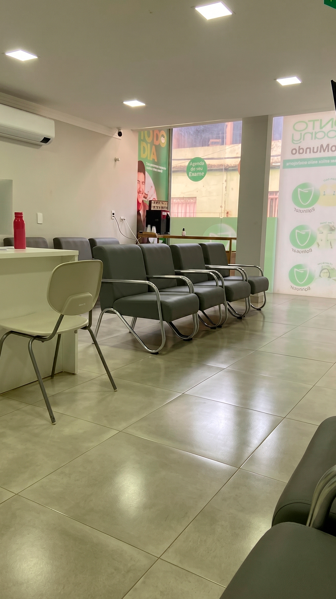 Recepção da clínica OdontoCompany Lajinha
